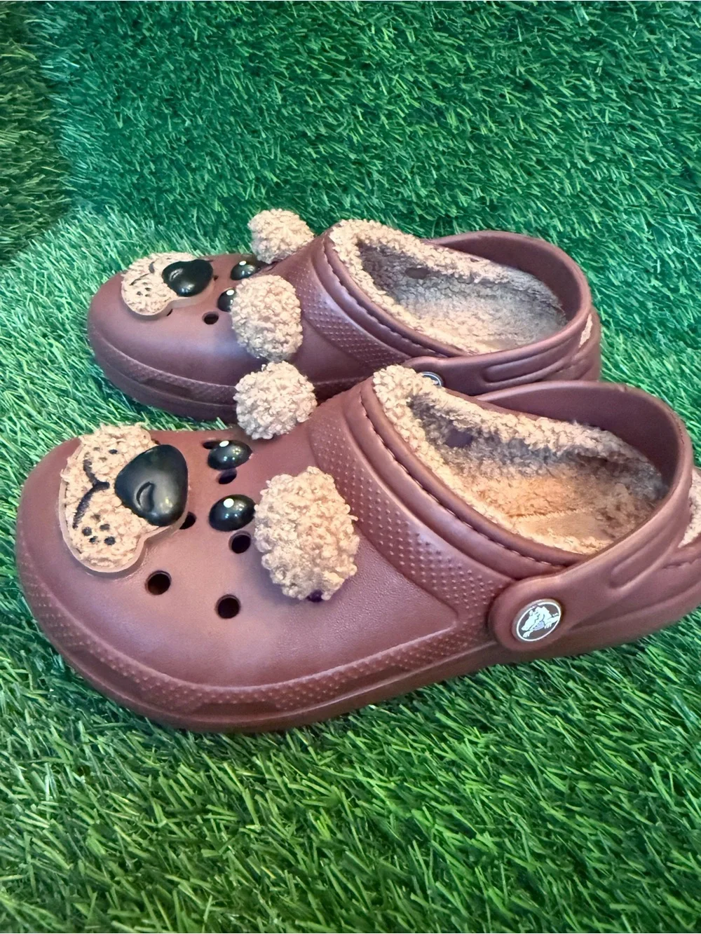 Crocs youth boys I Am Bear Brown Clog Shoes size 2Y